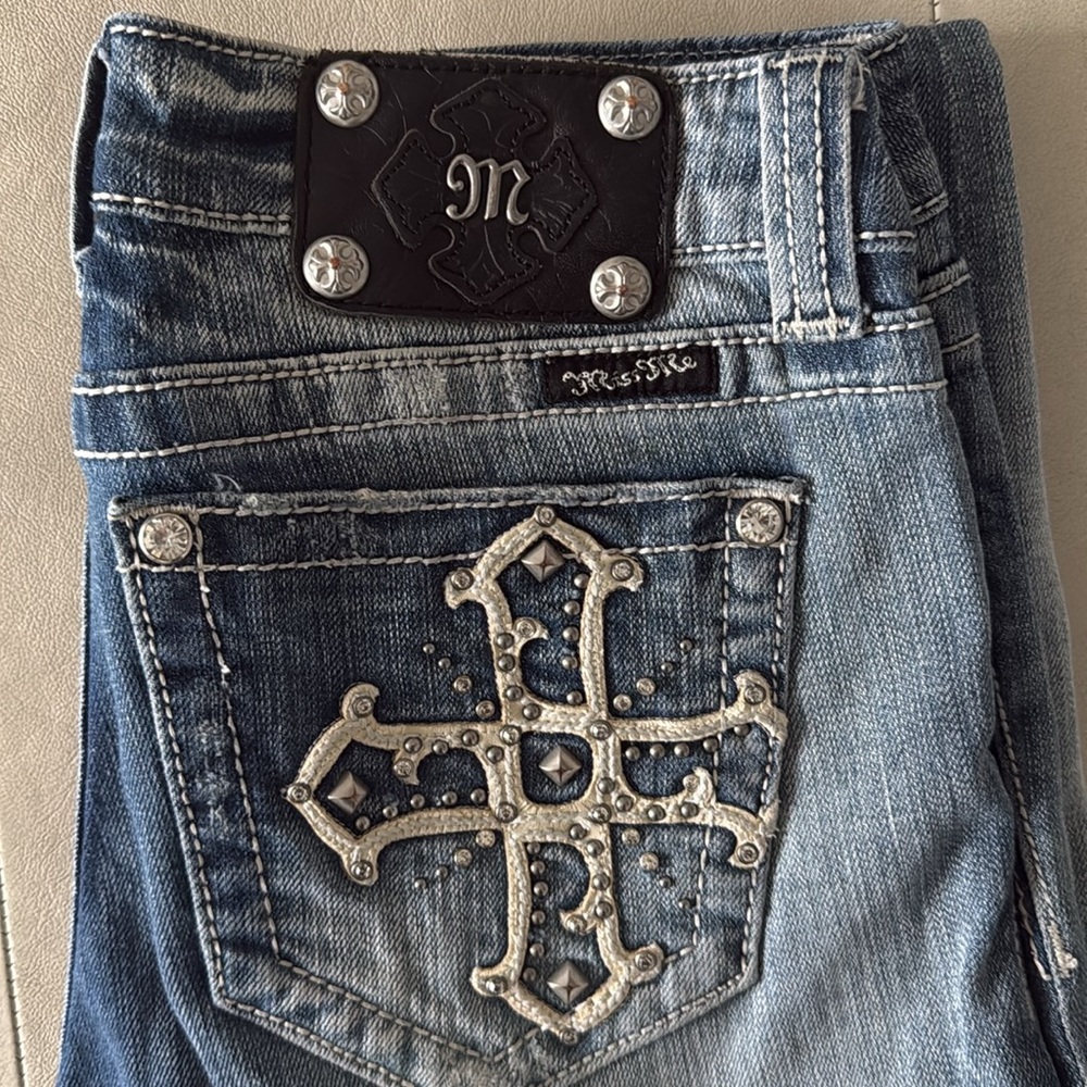 Miss Me  boot cut blue jeans size 29 Light blue soft was